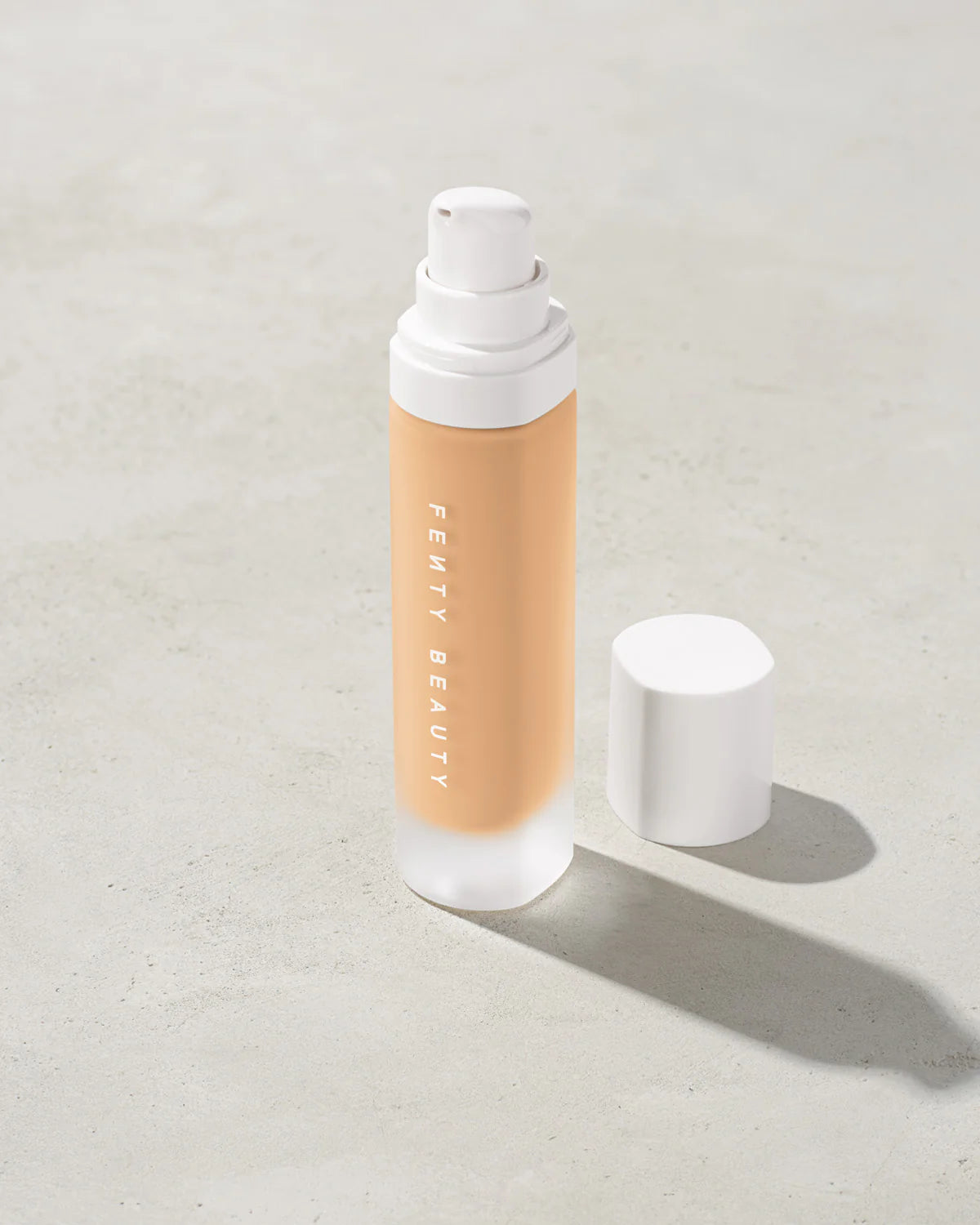 Base de maquillaje mate suave de larga duración Pro Filt'r