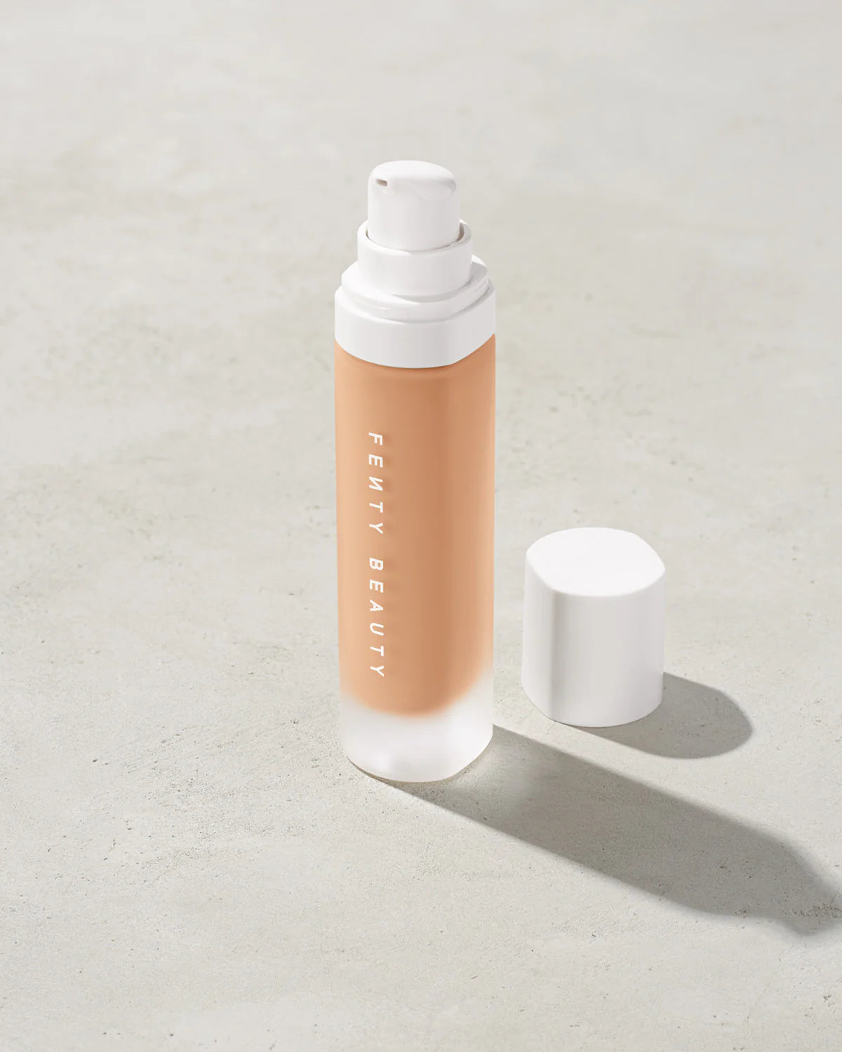 Base de maquillaje mate suave de larga duración Pro Filt'r