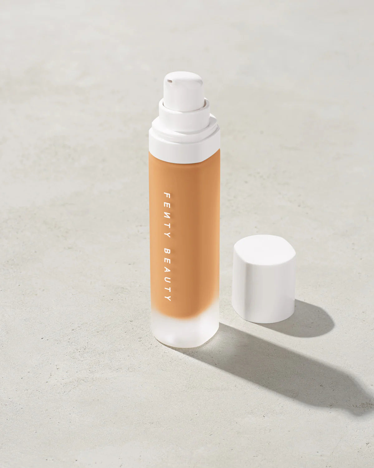 Base de maquillaje mate suave de larga duración Pro Filt'r