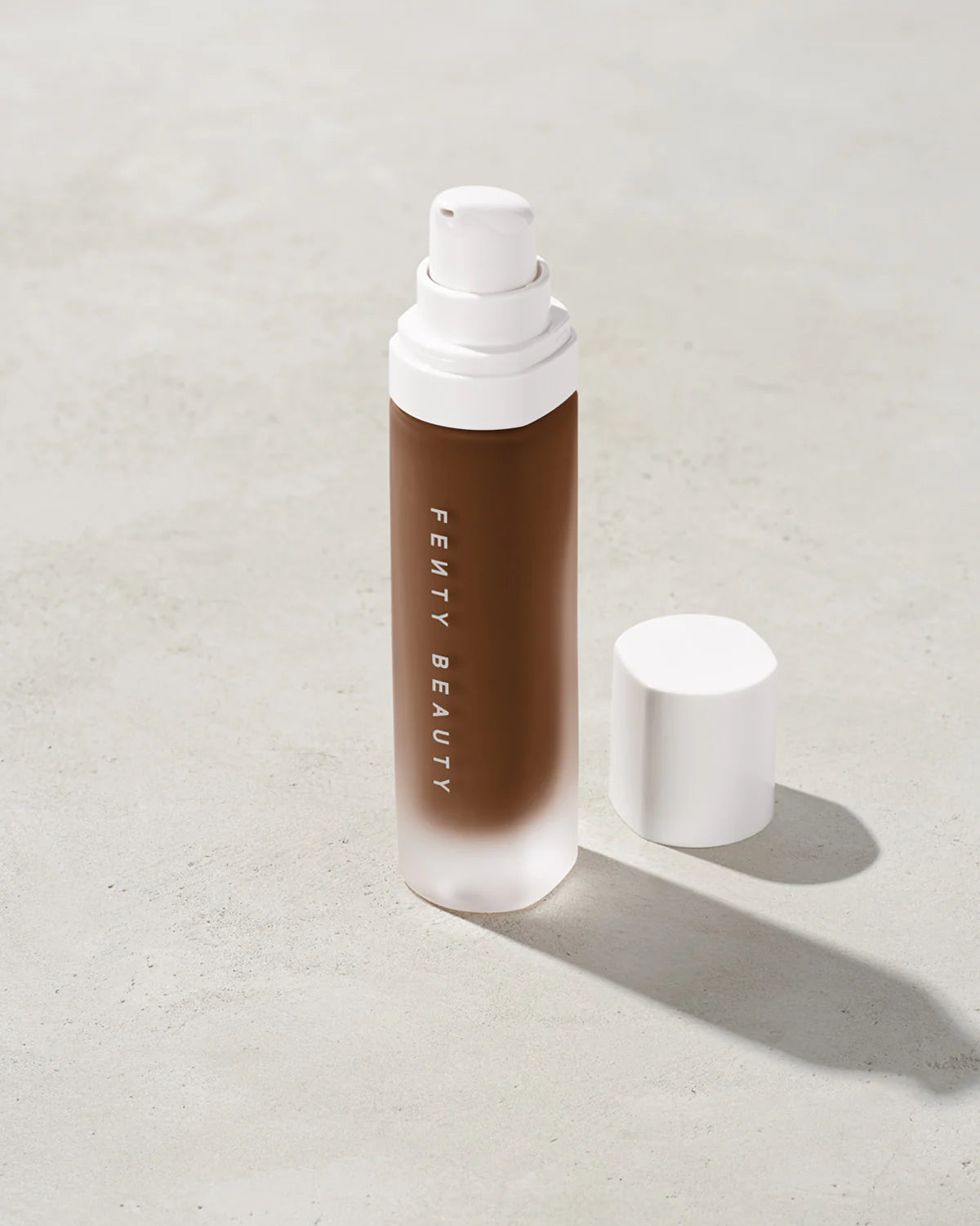Base de maquillaje mate suave de larga duración Pro Filt'r