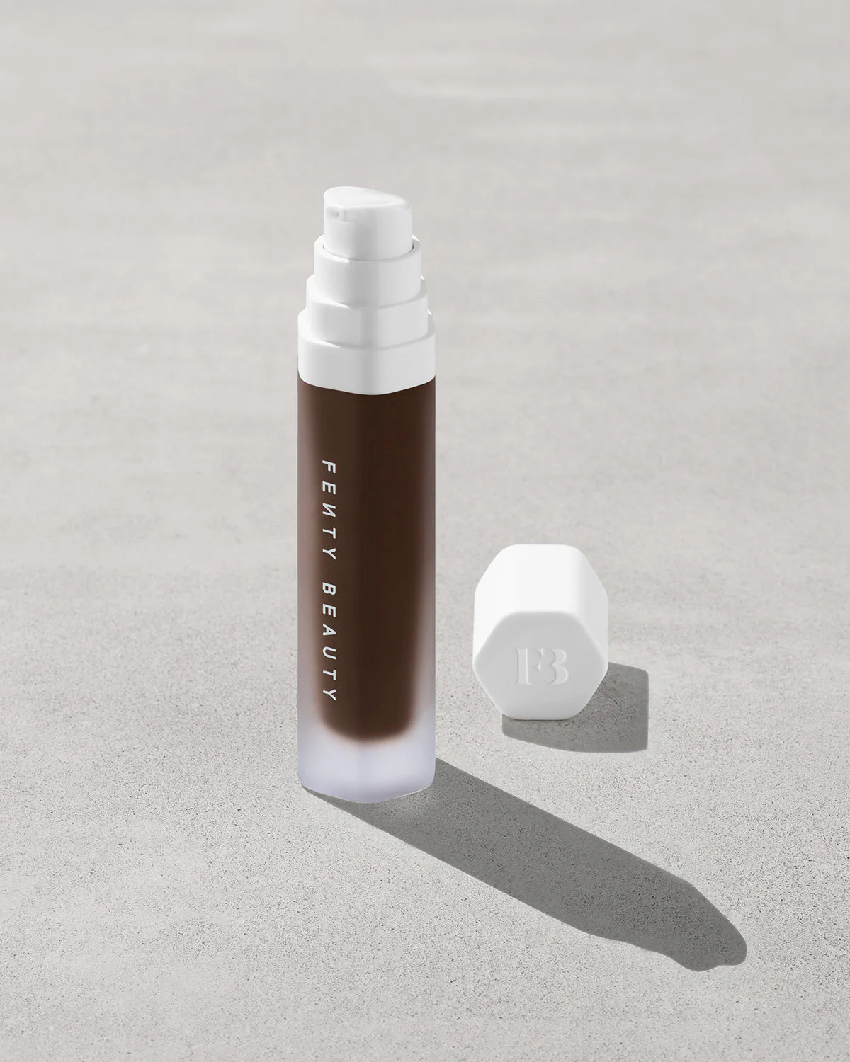 Base de maquillaje de larga duración Soft'lit Naturally Luminous