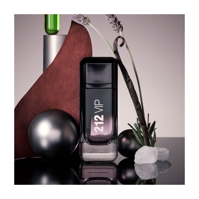 Carolina Herrera 212 VIP Black EDP