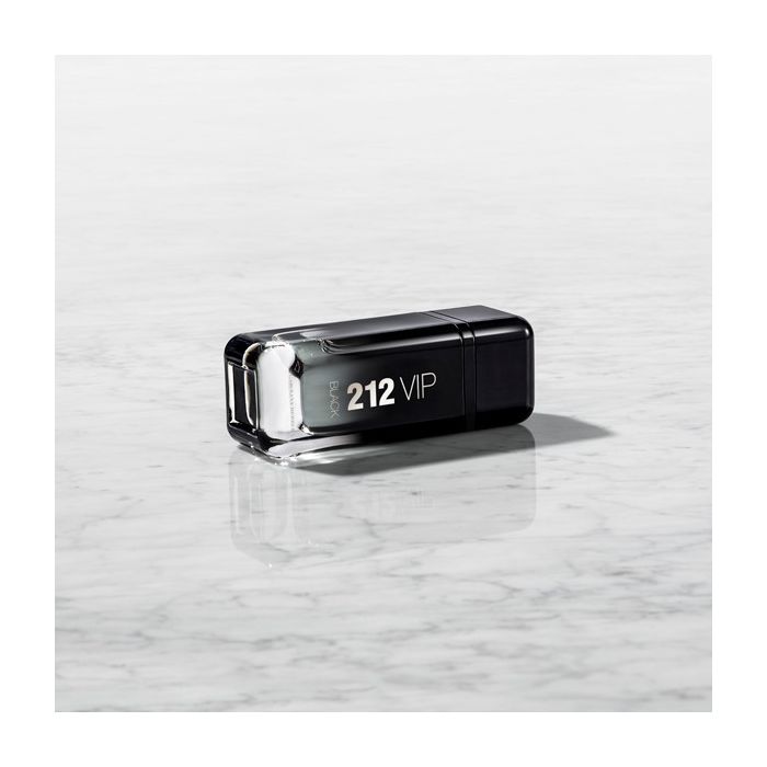 Carolina Herrera 212 VIP Black EDP