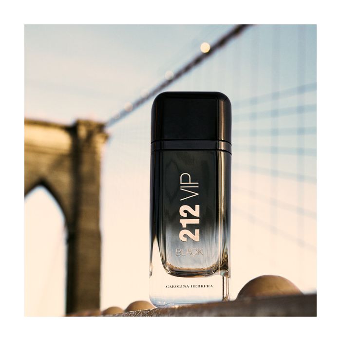 Carolina Herrera 212 VIP Black EDP