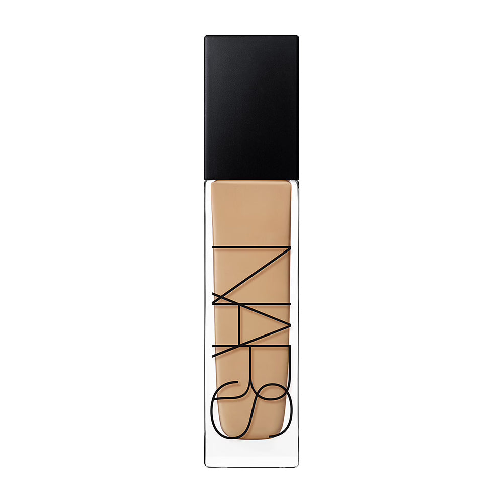 Base de maquillaje Natural Radiant de larga duración