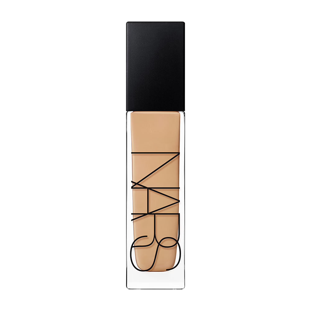 Base de maquillaje Natural Radiant de larga duración