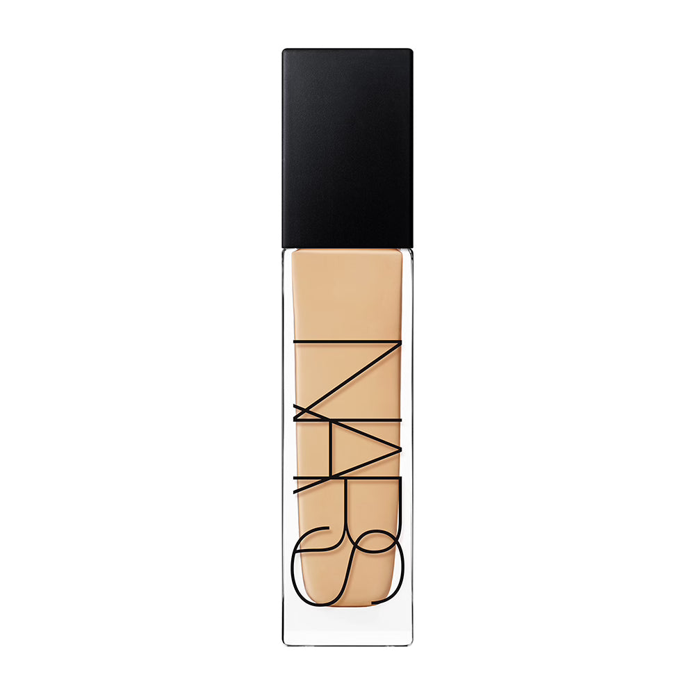 Base de maquillaje Natural Radiant de larga duración