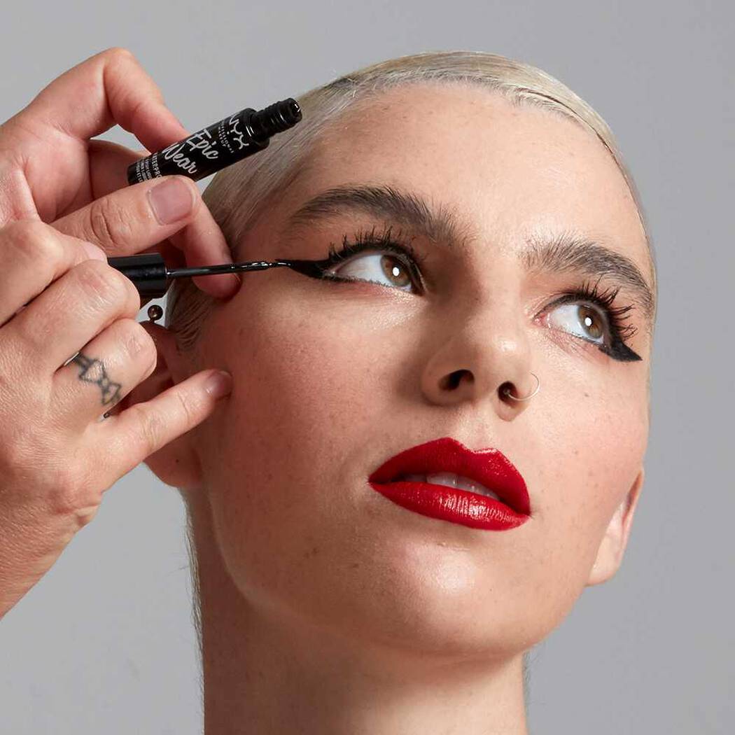 Eyeliner Líquido Epic Wear