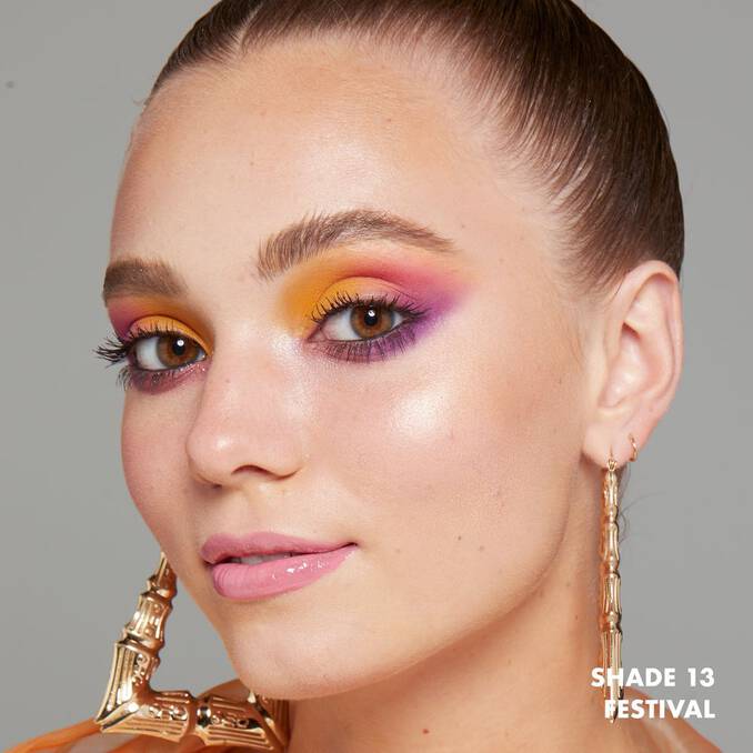 Paleta De Sombras Ultimate Festival Palette