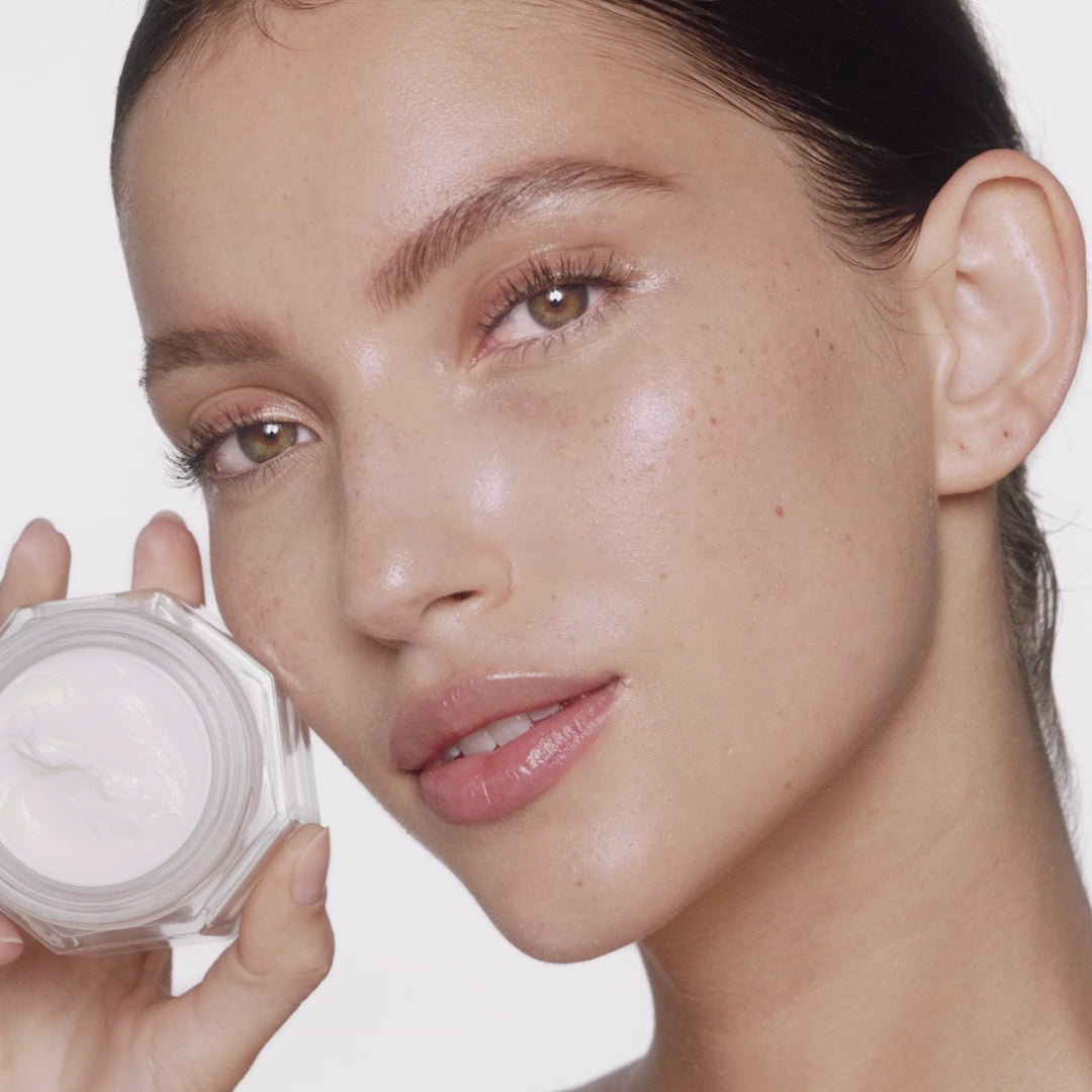 Cargar vídeo: Crema hidratante Charlotte&#39;s Magic Cream - 50 ml