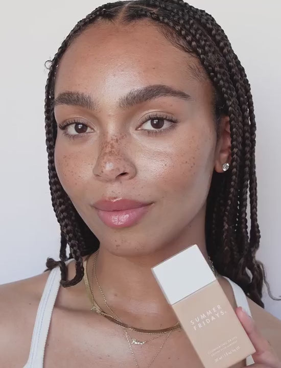 Cargar vídeo: El dúo Glow Essentials