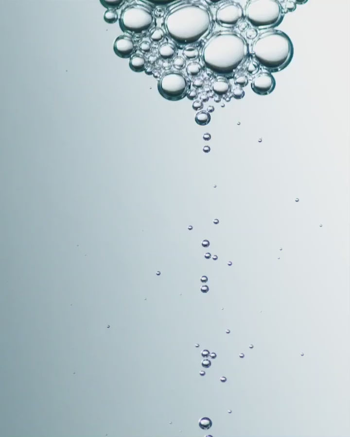 Cargar vídeo: The Cool Micellar Cleanser
