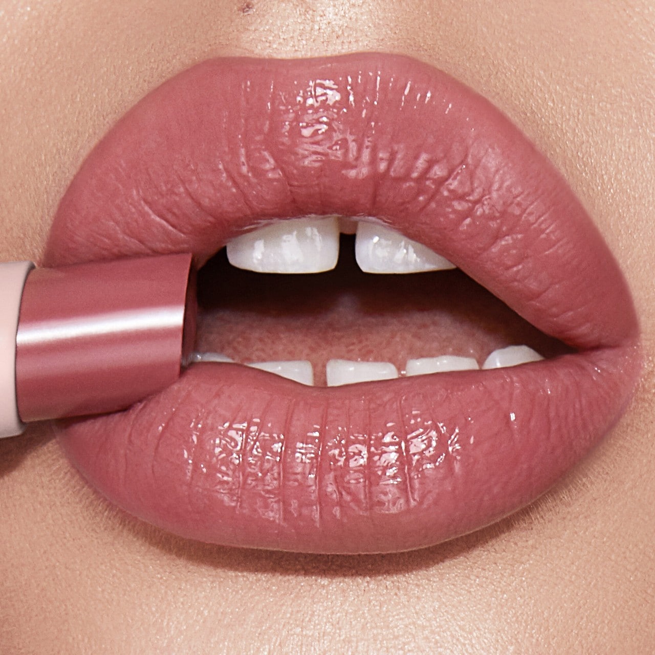 Bálsamo labial hialurónico Happikiss