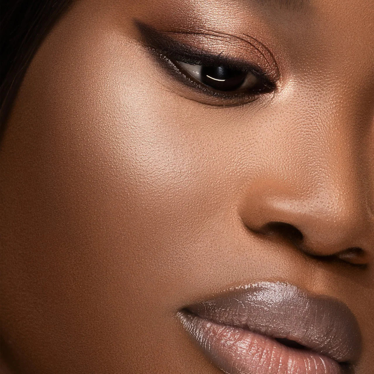 Trío My Dream Cheek: rubor en crema, base en crema iluminadora y polvo iluminador iluminador