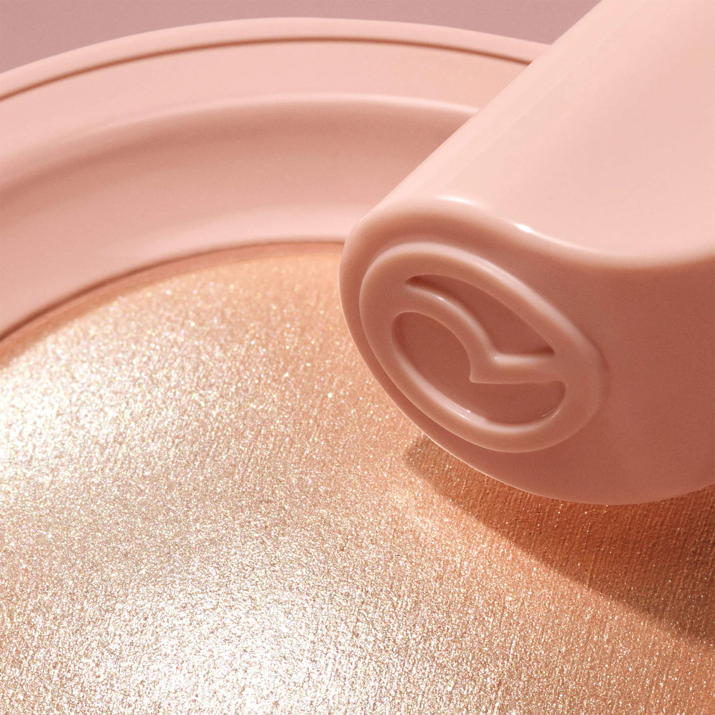 Iluminador Positive Light Silky Touch