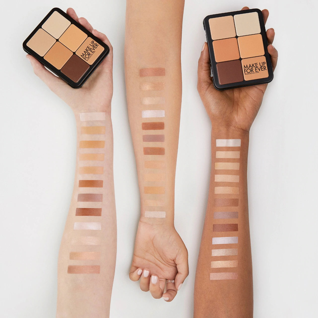 Paleta esculpidora de contorno e iluminación HD Skin Cream