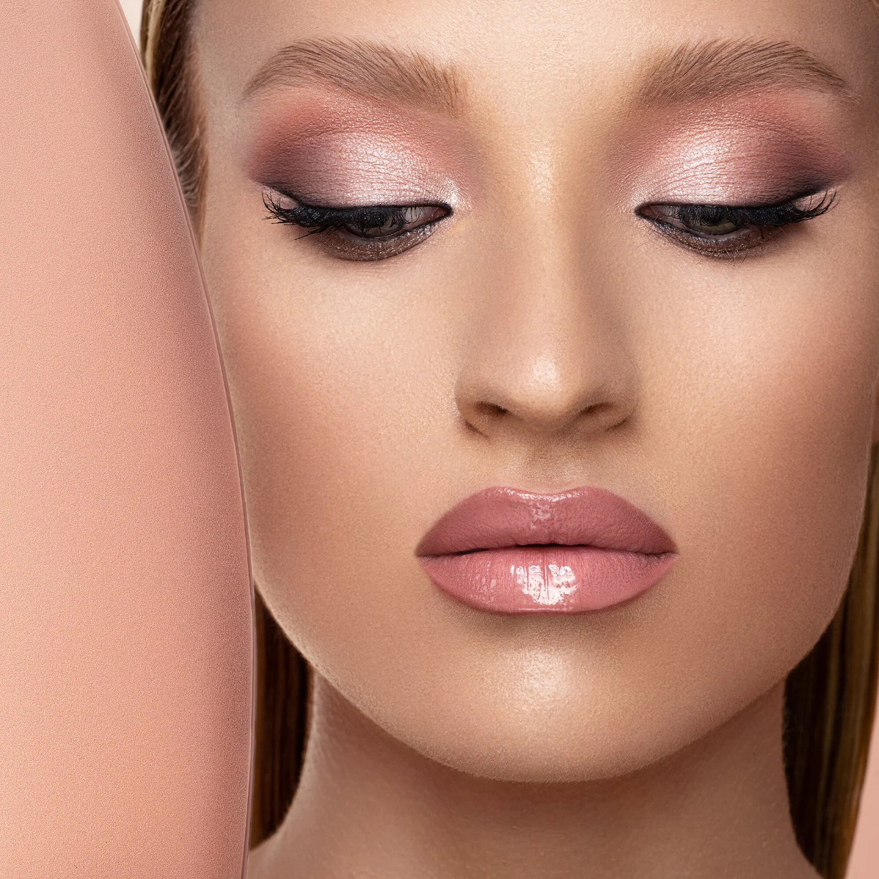Necesito una paleta de sombras de ojos color nude