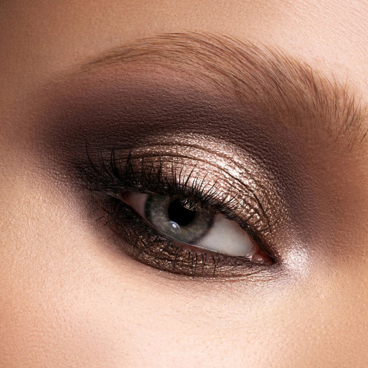 Necesito una paleta de sombras de ojos color nude
