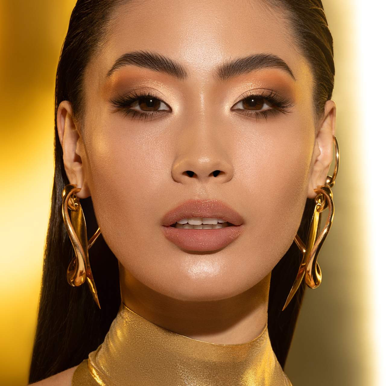 Paleta de sombras de ojos doradas