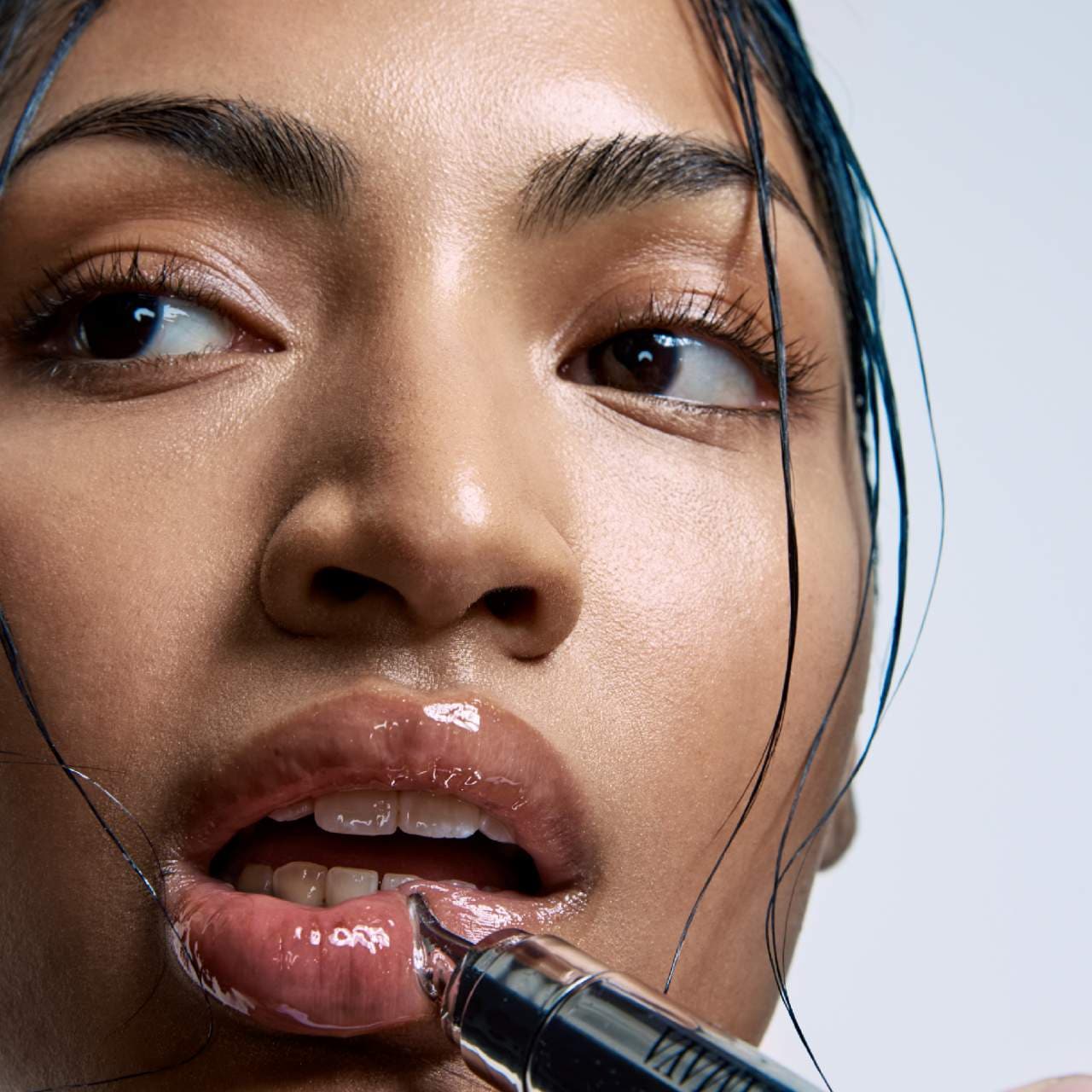 Rellenador de labios Hyalurolip con ácido hialurónico